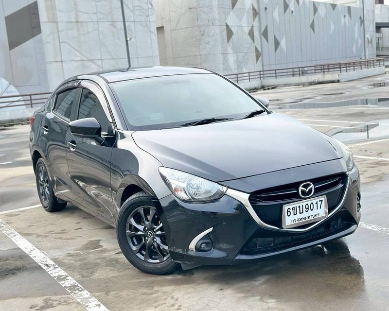 รหัสรถ QT9017 Mazda2 Skyactive 1.3 Sport High connect เกียร์ Auto สีดำ ปี2017 18