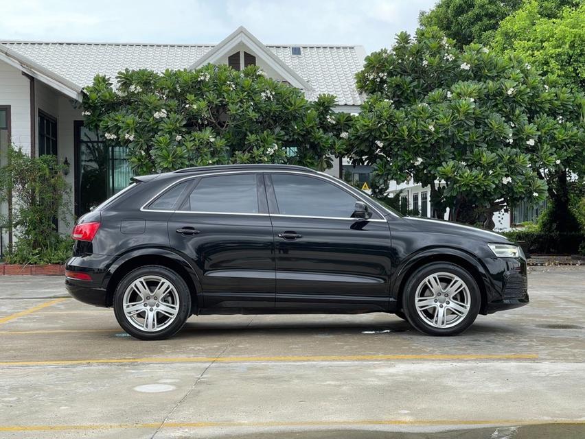 Audi Q3 2.0 TFSI Quattro ปี 2017 วิ่ง 4x,xxx km.