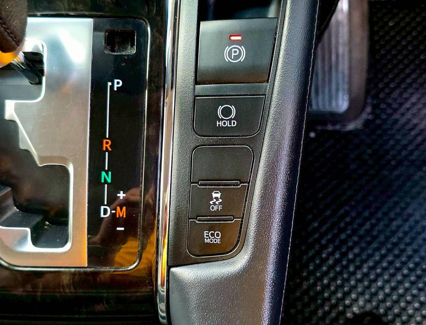 รหัสรถ SEZ12 Toyota Alphard 2.5 SC Package เกียร์ ออโต้ เบนซิน สี ขาว ปี 2017 17