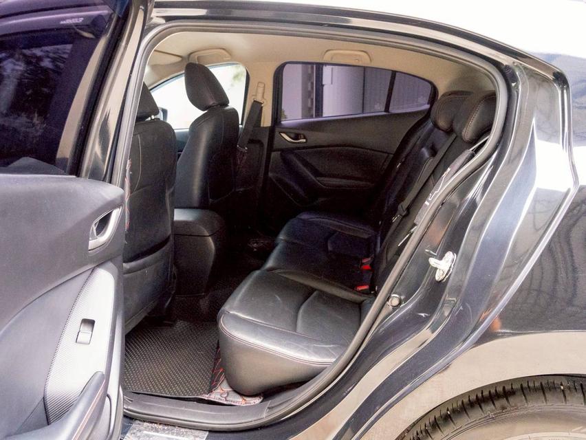 Mazda 3 2.0C Sport Hatchback ปี 2016 14