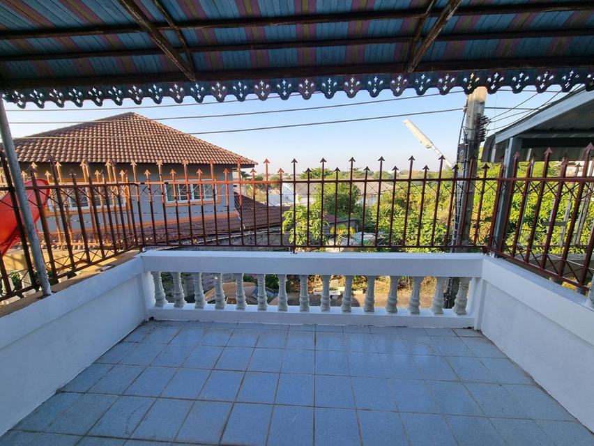 ให้เช่าทาวน์เฮ้าส์ 2 ชั้น ซ.บ้านแสงตะวัน ตำบลวัดไทร อ.เมืองนครสวรรค์ 7