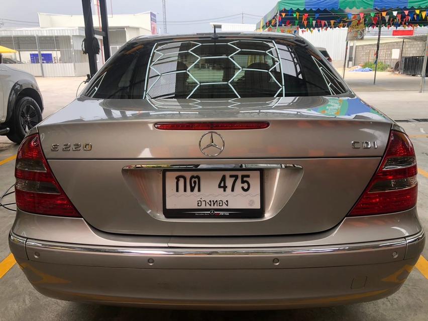 W211 e220 CDI diesel ปี2005 ฝาดำ  ไมล์169,000โล ไฟหน้าxenon ตัวelegance กันชนรอบคันคิ้วโครมเมี่ยม มีparktronic (เซ็นเซอร์กันชนหน้าหลัง ) 9