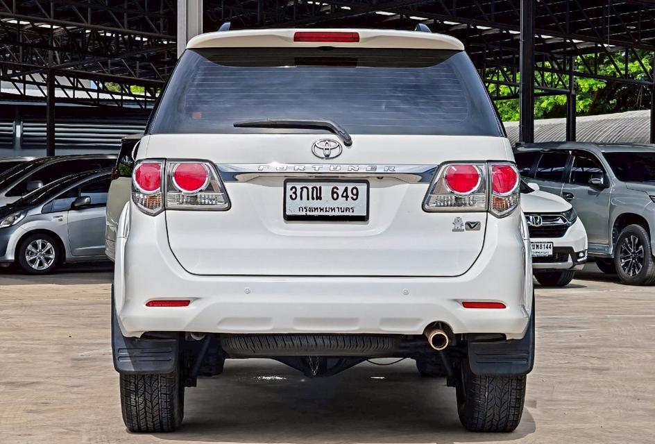 TOYOTA FORTUNER 2.7V 16