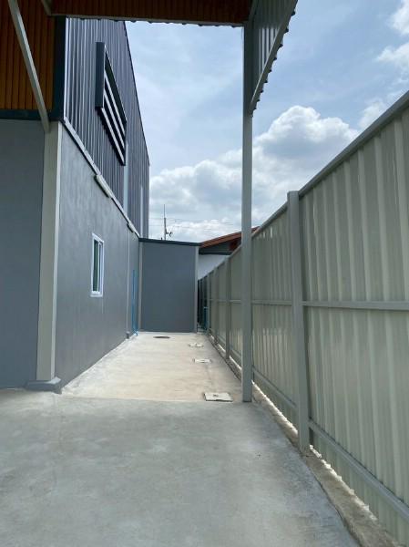 ให้เช่าโกดังพร้อมออฟฟิศสร้างใหม่ย่านคลองหลวง บนที่ดิน 100 ตรว บริเวณซอยบงกช คลองหลวง ปทุมธานี ใกล้ฟิวเจอร์พาร์ค รังสิต 8
