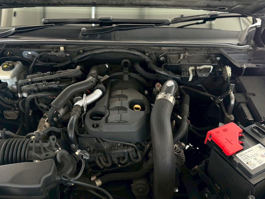 Ford Everest 2.0 Bi-Turbo Titanium + 10AT 4x4 ปี 2023 6