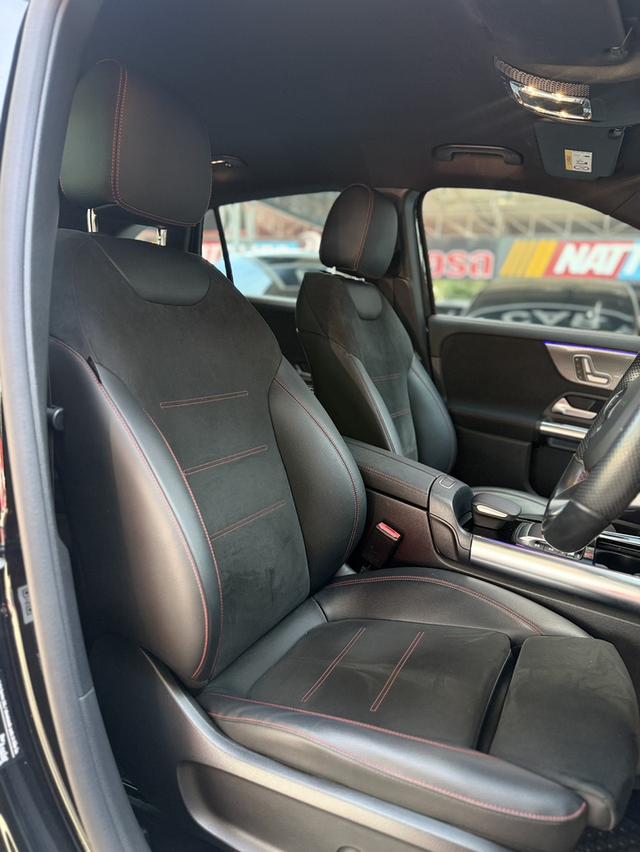 Benz GLA200 AMG ปี 2022 รถมือเดียว ไมล์น้อย รูปที่ 11