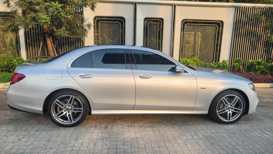 เจ้าของรถขายเอง Benz E350e 2018 ไมล์ 56,000 จดทะเบียนปี 2020 รถใหม่ ภายในใหม่ รูปที่ 8