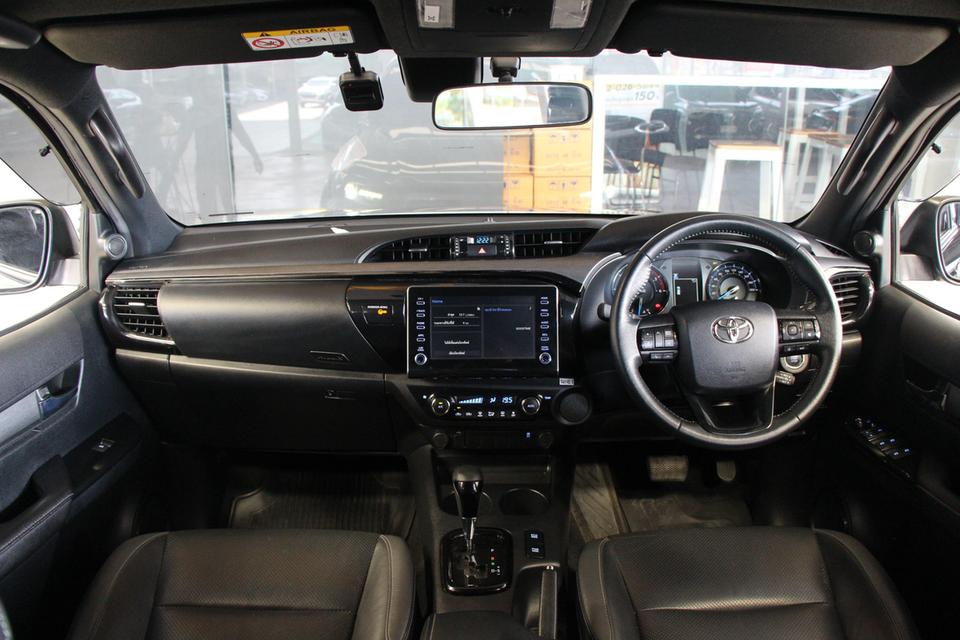 Toyota Revo 2.4 Rocco  6