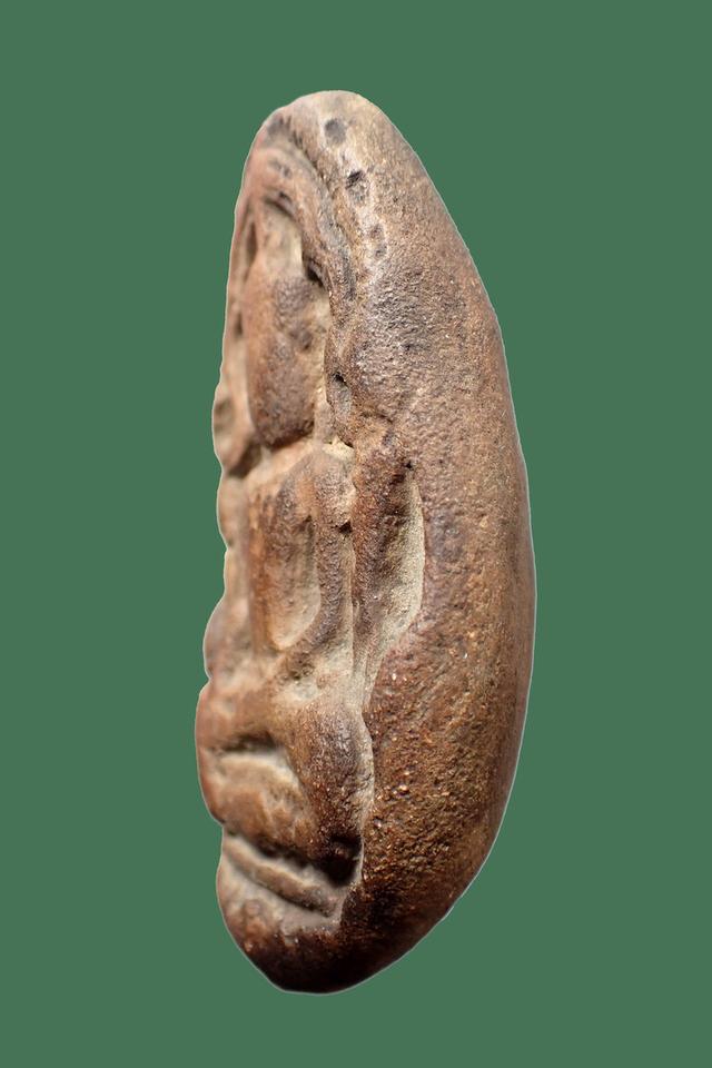 พระกรุเนื้อดิน ยอดขุนพล กรุวัดไก่ ลพบุรี รูปที่ 3