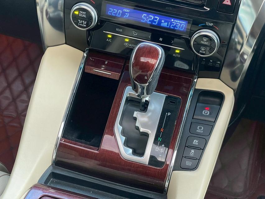 รหัสรถ PJP7667 2015 TOYOTA ALPHARD 2.5 Hybrid E-Four 9