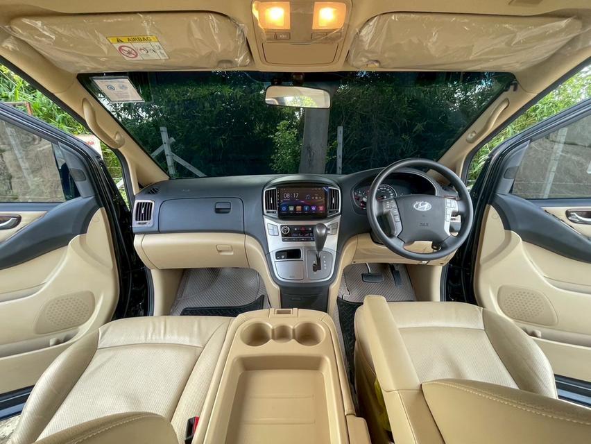 รหัสรถ AP53 Hyundai H1 2.5 Elite Ns ดีเชล สีดำ ปี2022 6