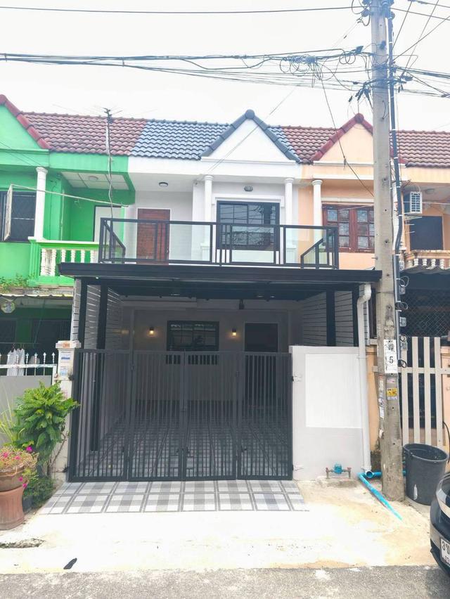 หมู่บ้านป. ผาสุขนิเวศน์