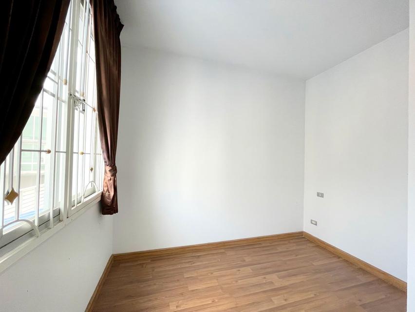 โนวาอาร์ท ทาวน์โฮม โซนประชาอุทิศ 131 ถูกสุดๆ หาบ้าน โซนทุ่งครุ ห้ามพลาดหลังนี้ 8