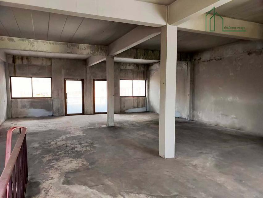 อาคารพาณิชย์ 2 คูหา ติดถนนลาดพร้าว 4