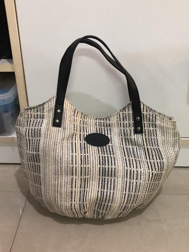 กระเป๋าถือจิมทองสัน พร้อมส่ง