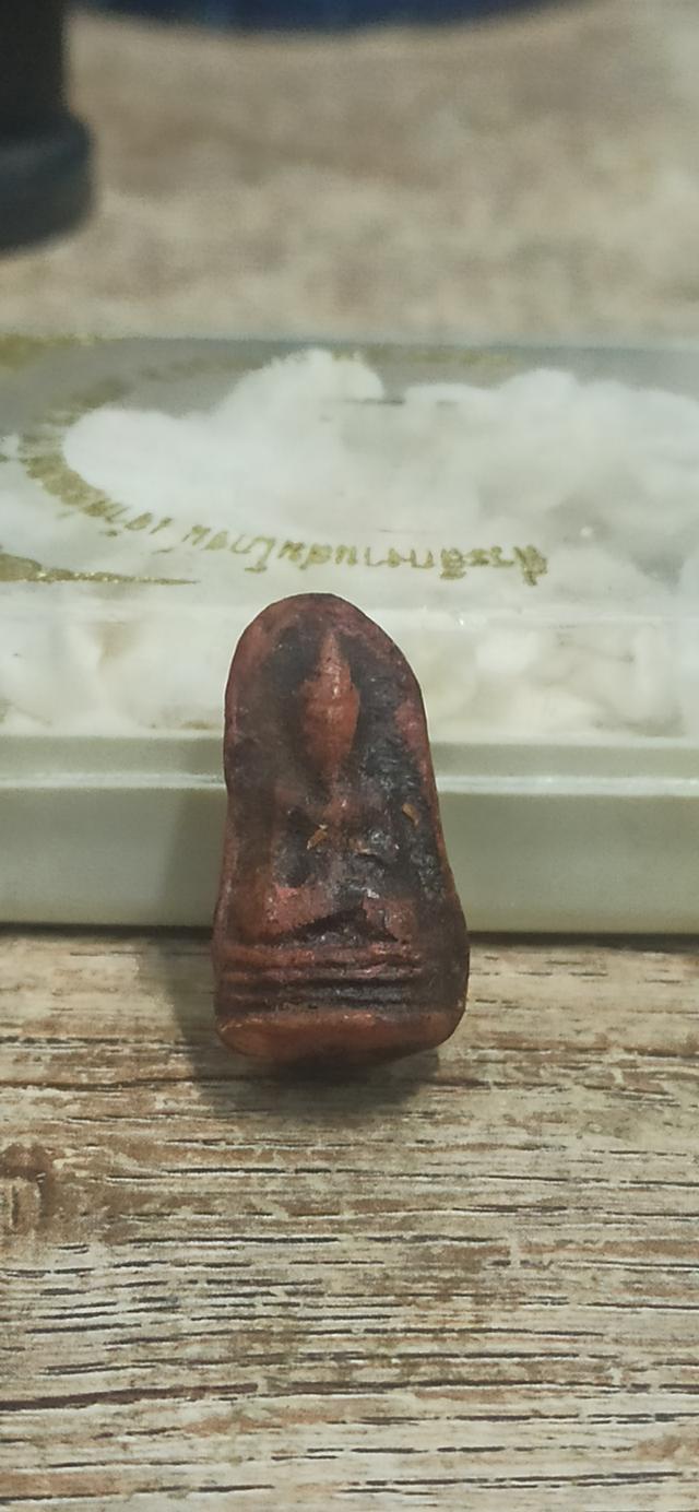 พระรอดลำพูนเนื้อหาตามภาพ