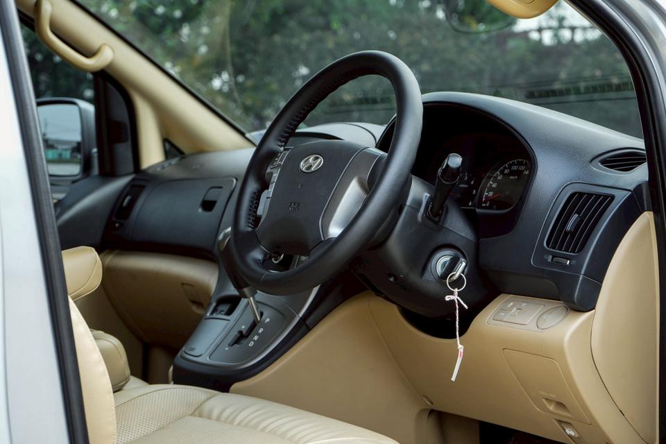 รหัสรถ CBL7259 HYUNDAI H-1 2.5 Elite AT 2017 รูปที่ 9