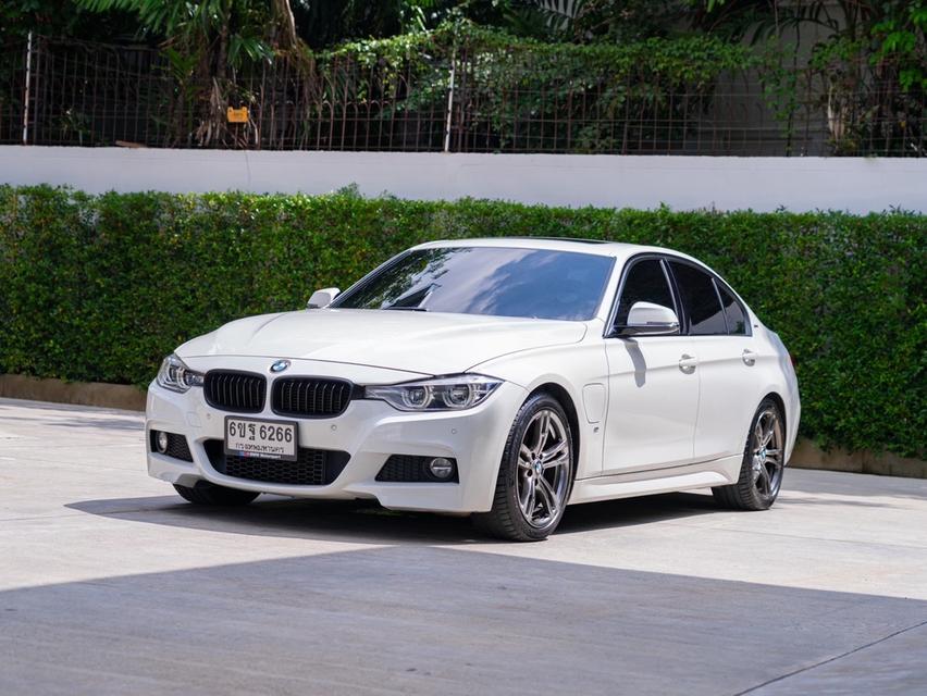 BMW 330e M SPORT | ปี 2017 (พร้อมทะเบียนสวย)มือสอง รูปย่อยที่ 3