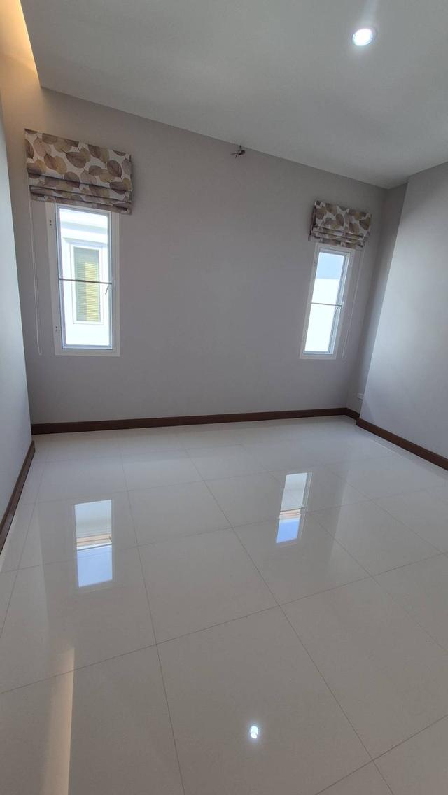 ขายบ้านแฝด 3.79 ล้าน ม.บ้านปัญฐิญา แพรกษาใหม่รีโนเวทพร้อมเฟอร์ 4