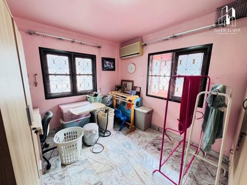 ขายบ้านเดี่ยว 2 ชั้น หมู่บ้านพงษ์ศิริชัย 3 ติดถนนบรมราชชนนี เข้าเมืองสะดวก 18