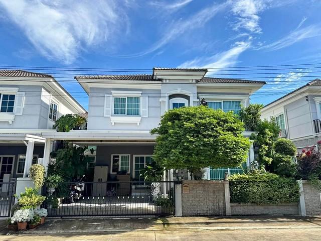 ให้เช่า ขาย บ้านแฝด  โครงการ โกลเด้น นีโอ 2 ลาดพร้าว เกษตรนวมินทร์ Golden Neo 2 Ladprao Kaset Nawamin ซอยนวมินทร์ 42 หน้าบ้านหันทิศใต้ 1