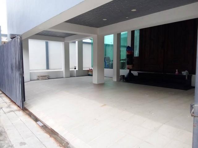 PP372 ขายบ้านเดี่ยว 3 ชั้น ซอยลาดพร้าว-วังหิน 47 ใกล้โชคชัย 4 เดินทางสะดวก 7