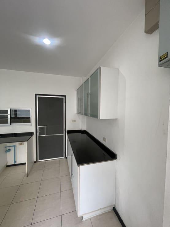 ขายบ้านเดียว หมู่บ้าน Noble Tara Ngamwongwan ติดสถานีรถไฟฟ้า บางกระสอ เนื้อที่ 113.3ตารางวา Tel: 0898578865 10