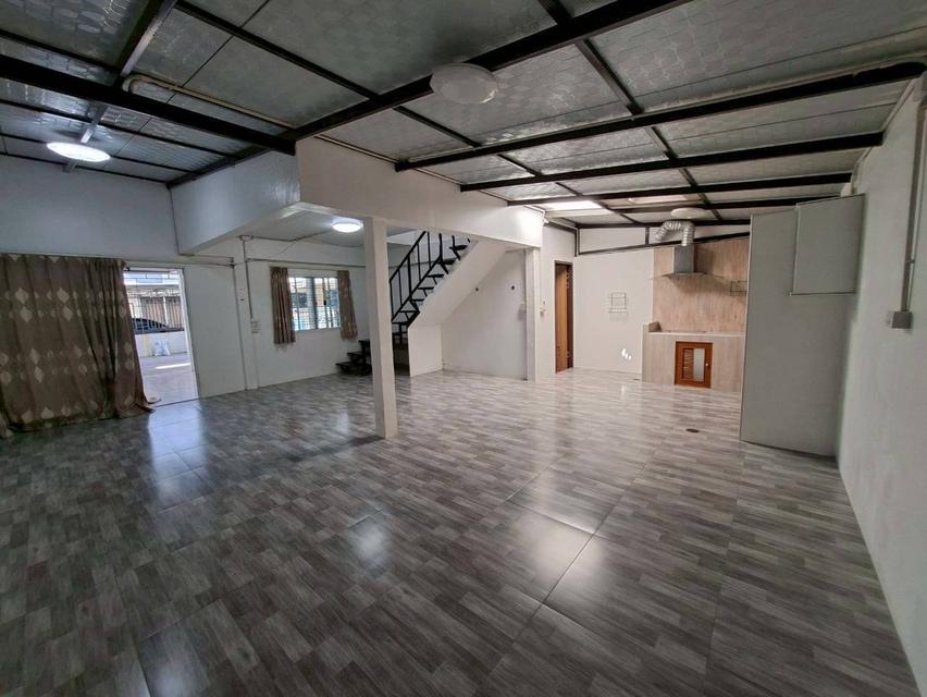 ขายบ้าน 2 ชั้น หมู่บ้านเอื้ออาทรคลอง 3 ติดตลาดเจริญผล ถนนเลียบคลอง3 6