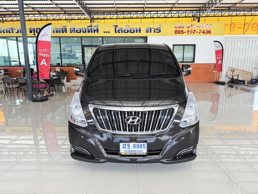 Hyundai H-1 2.5 Deluxe (ปี 2018) Wagon AT