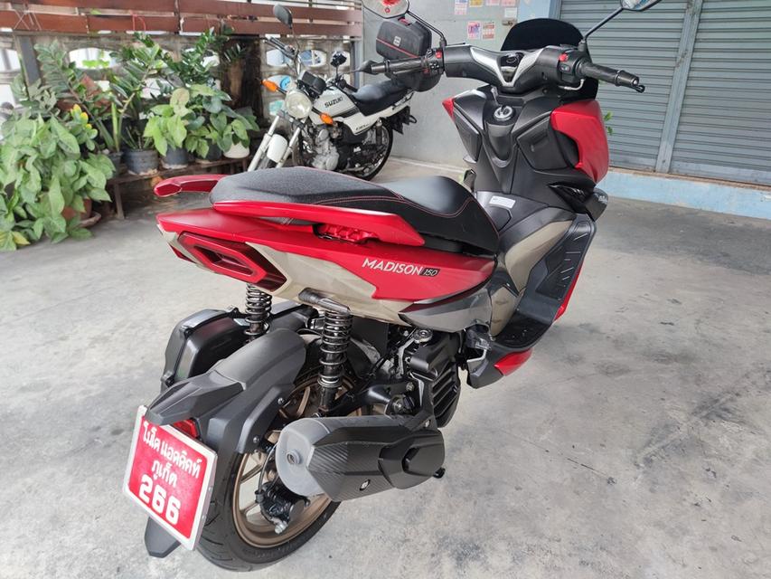 ใช้เพียง 7 พันkm Malaguti Madison สีแดงครับ รูปที่ 14