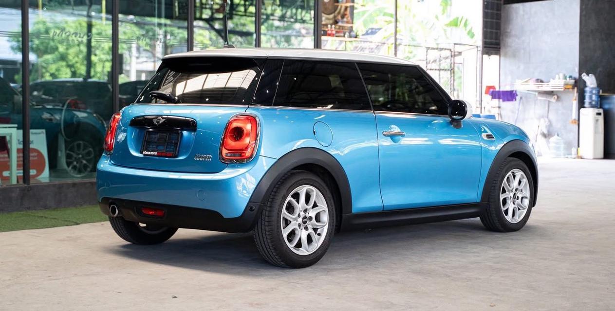 MINI F56 Cooper 1.5 ปี 2015 ไมล์ 52,000 km ประวัติการเซอร์วิสศูนย์ BMW ตลอด