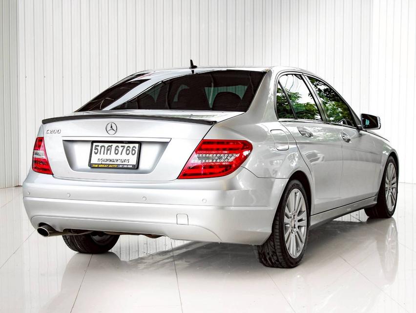 BENZ C200 CGI BlueEFFICIENCY ปี 2013 8