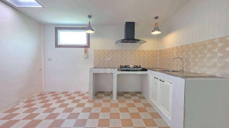 🍒หมู่บ้านอิมพีเรียลเพลส-ซอยลาดปลาดุก🍒ทาวน์เฮ้าส์ 2 ชั้น หลังตลาดJAS GREEN  ห่างจากกาญจนาภิเษกเพียง 2 กิโลเมตร ถนนเมนในโครงการกว้าง12 เมตร 8