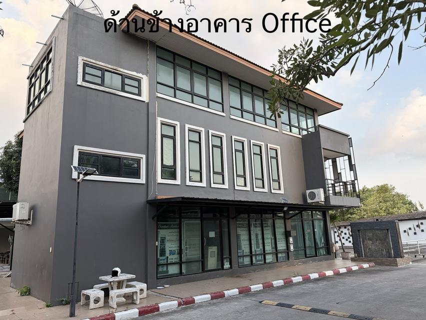 สำนักงาน สระว่ายน้ำ บ้าน 10