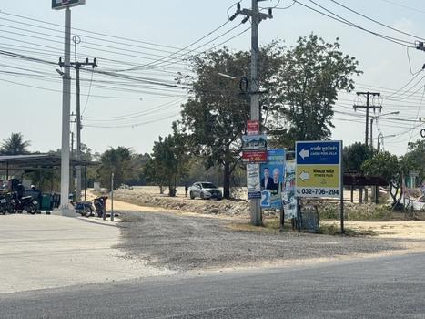 P-9 ขายที่ดินทำเลสวยติดถนน พื้นที่หุบกะพง พื้นที่ 151 ตร.วา ขึ้นไป ราคาเริ่มต้นที่ 14,000 บาท 11