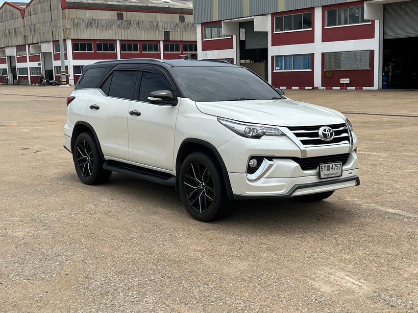 รูป รถยนต์SUV
