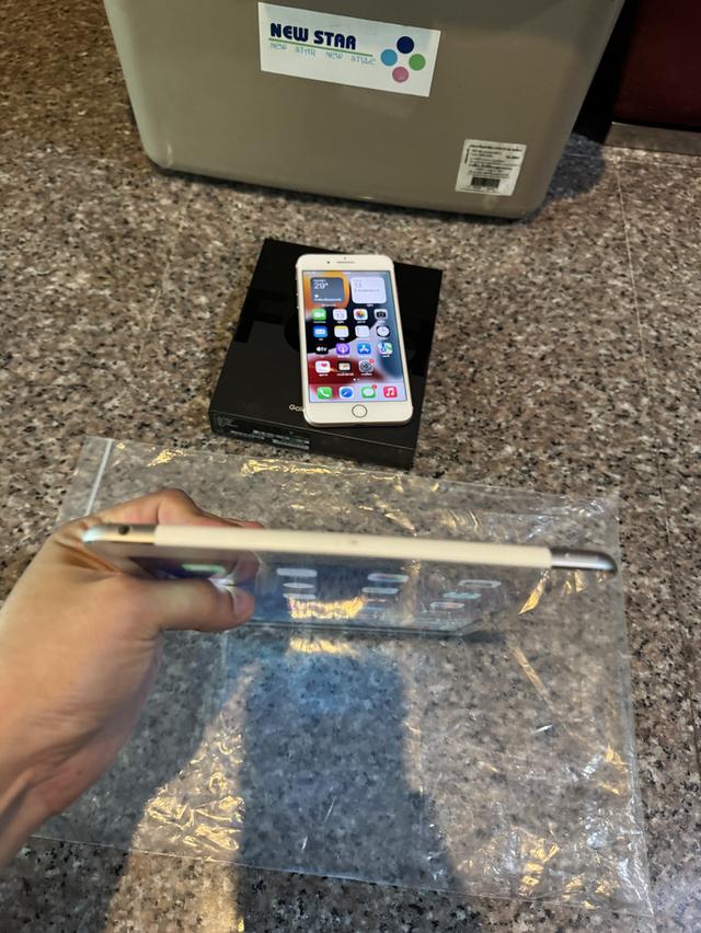 ขายiPadAirสีSilver16กิ๊กสูนTrue Wifi Celluer ใส่ซิมได้ใช้งานดีถูกๆ