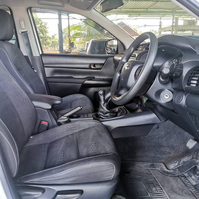 กระบะสี่ประตู มือสอง สภาพป้ายแดง รูปที่ 7