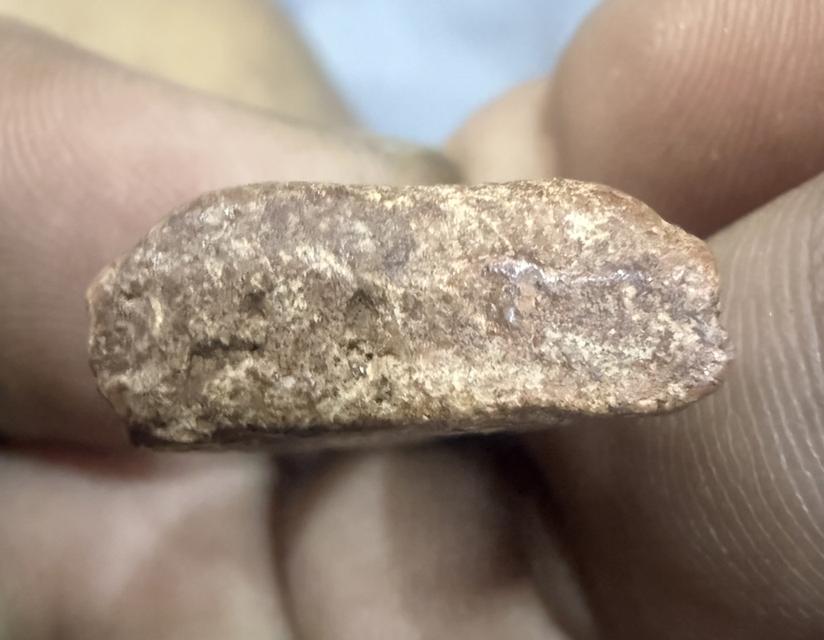 สมเด็จนางพญาพิษณุโลกพิมพ์เข่าตรง 4