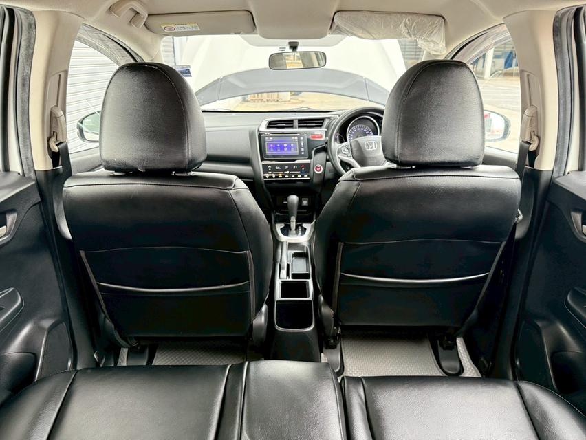 HONDA JAZZ 1.5V+ i-VTEC 2016 สีขาว 13