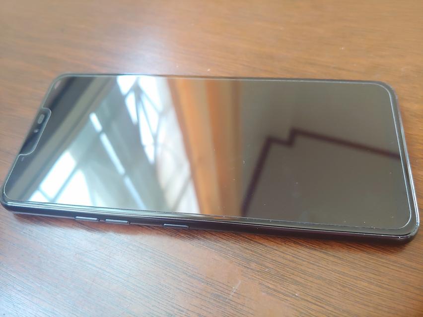 LG G7 thinQ  4