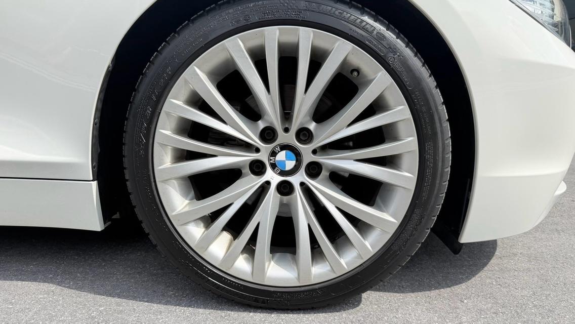 2010 BMW Z4 2.5 sDrive23i สีขาว Milage 40,XXX KM สวยที่สุดเท่าที่เคยเห็น เดิมทุกจุด รถศูนย์ Millennium auto เข้าศูนย์ เซอร์วิสศูนย์ทุกระยะ รูปที่ 11