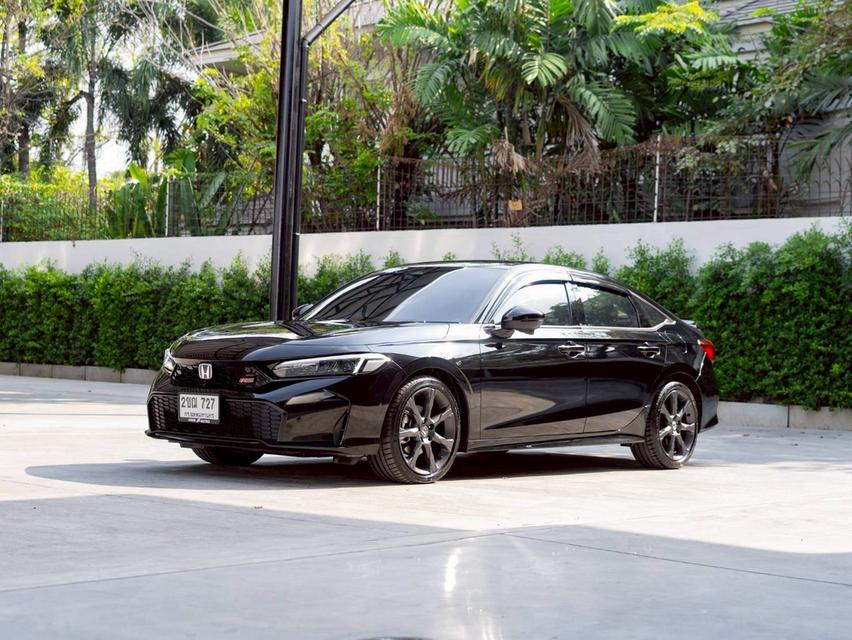 Honda Civic 2.0 e:Hev RS ปี 2025 วารันตีศูนย์เหลือๆ รถสวยเดิม ไม่เคยมีอุบัติเหตุ