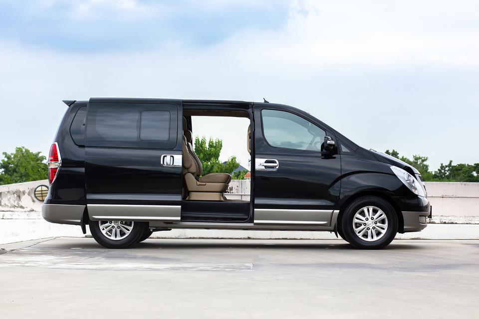 Hyundai H1 A2 2.5 Deluxe 2012 จด 2013 7