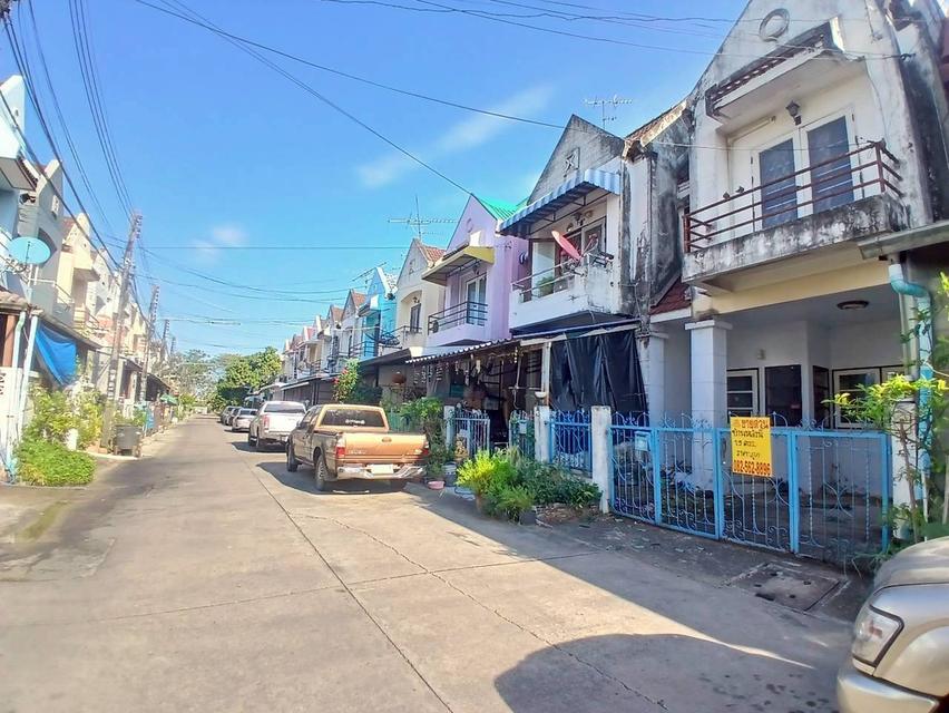 ขายบ้าน 2 ชั้น หมู่บ้านสราญธร คลอง4 ถนนพระองค์เจ้าสาย 2