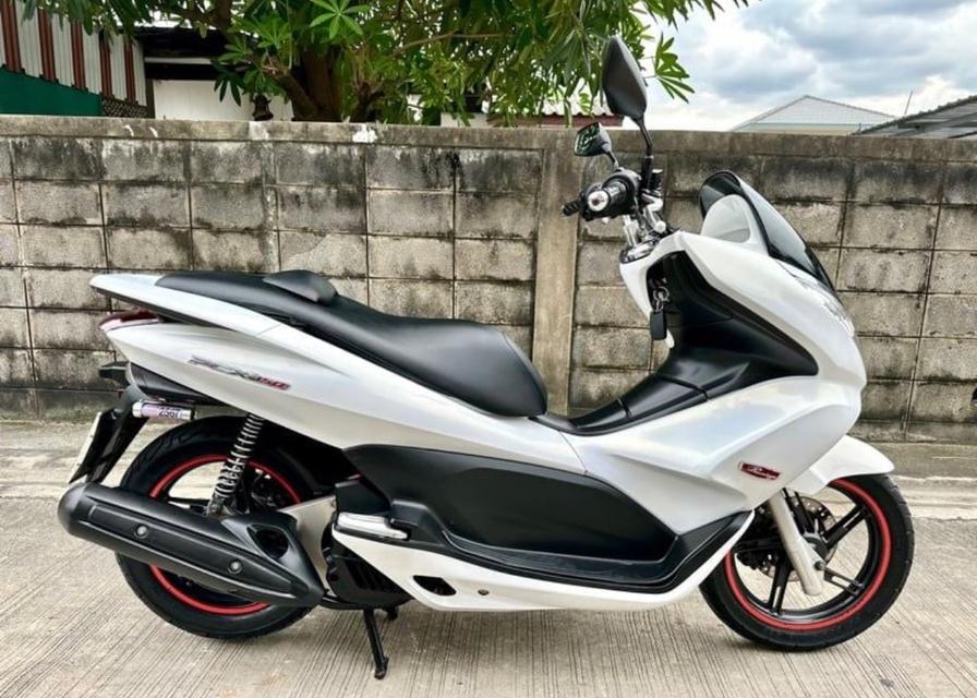 Honda PCX150 สีขาว มือ 2