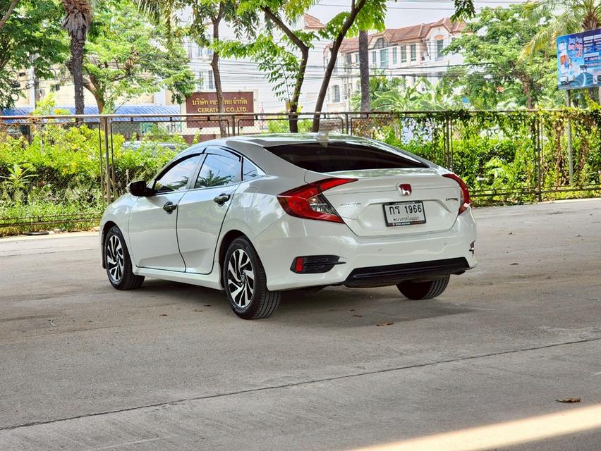 ขายรถ Honda Civic FC 1.8EL ปี 2018 สีขาว เกียร์ออโต้ 6
