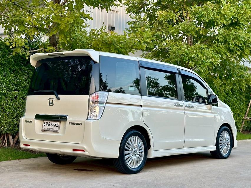 HONDA STEPWGN SPADA 2.0 ปี 2013 รถมือเดียว สภาพสวย