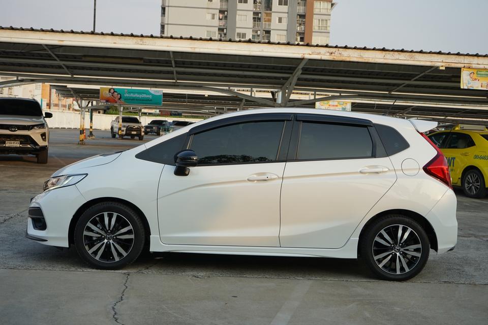 รหัสรถ VKK4230 HONDA JAZZ 1.5 RS  ปี 2020 18