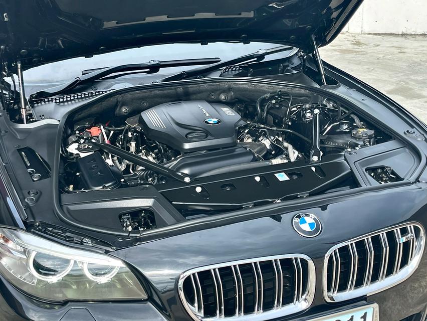 BMW 520d ปี16 17